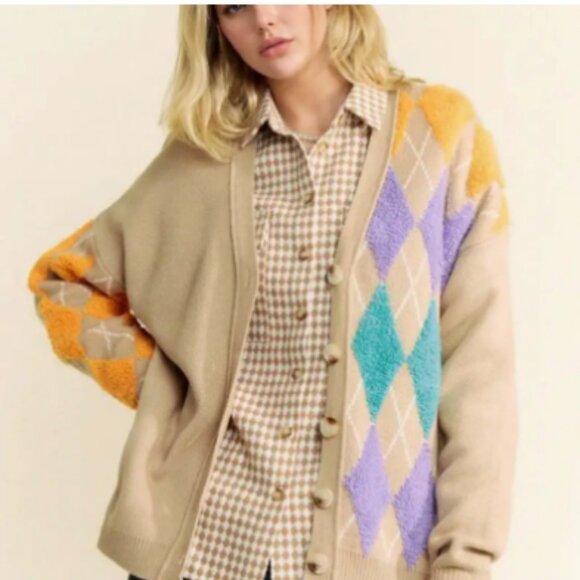 DAVI & DANI ARGYLE "DAD" OVERSIZED CARDIGAN SWEATER - Picture 5 of 7